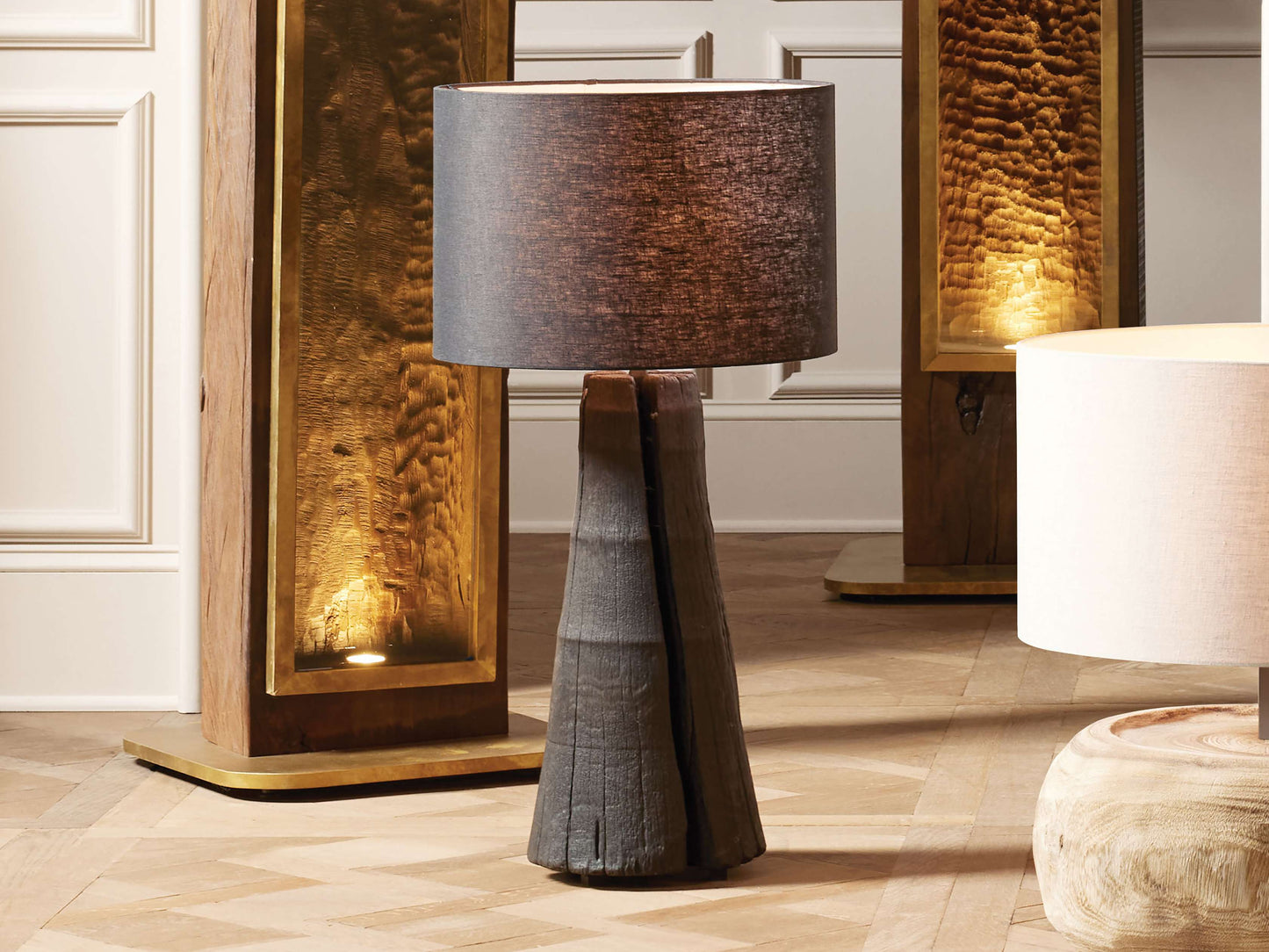 Velero Table Lamp