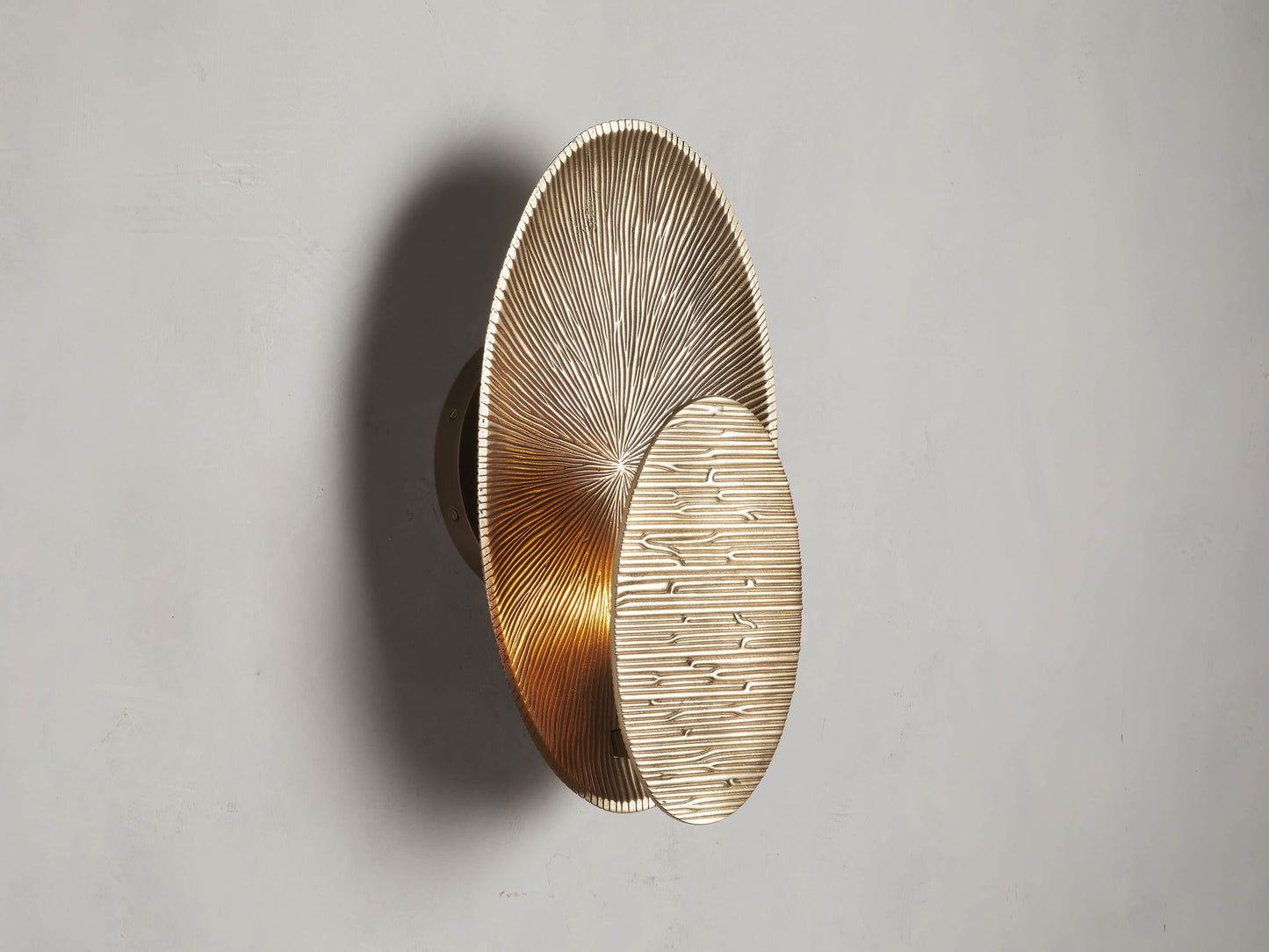 Udaya Embossed Sconce