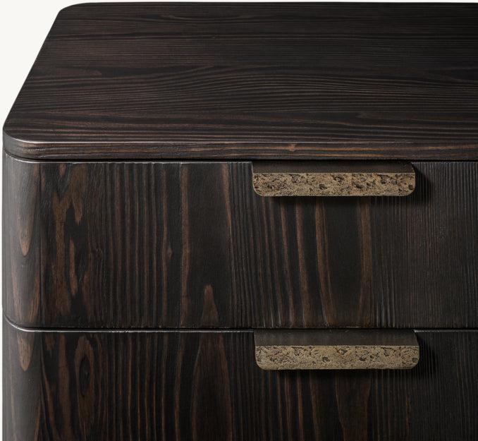 Ciro 9-Drawer Dresser