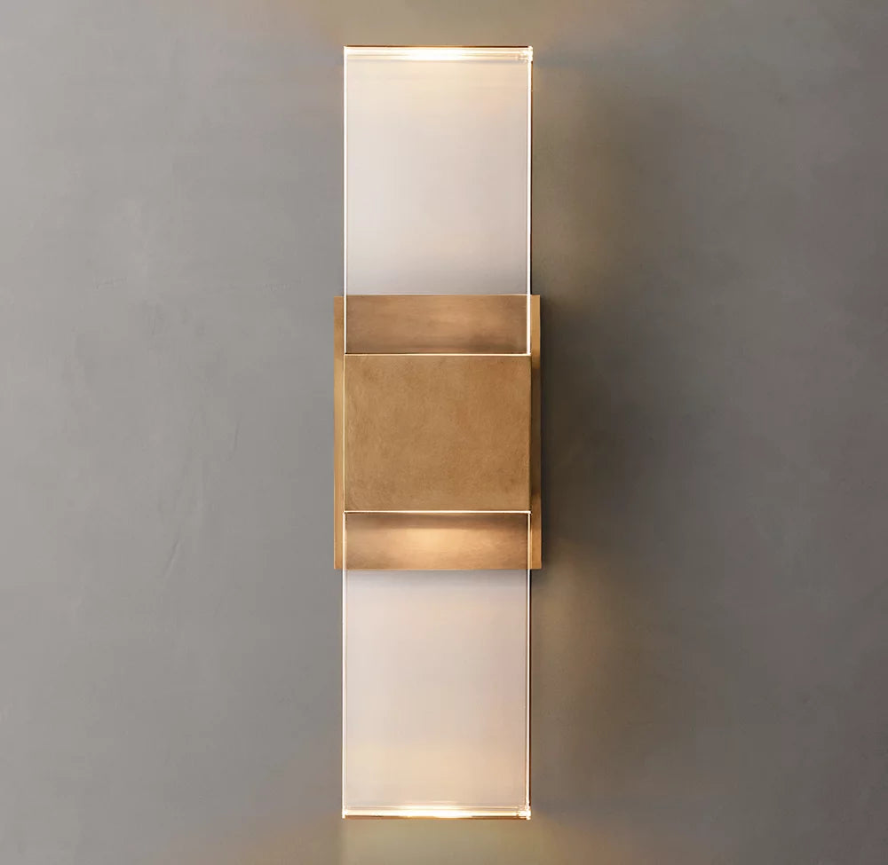 Serra Linear Sconce
