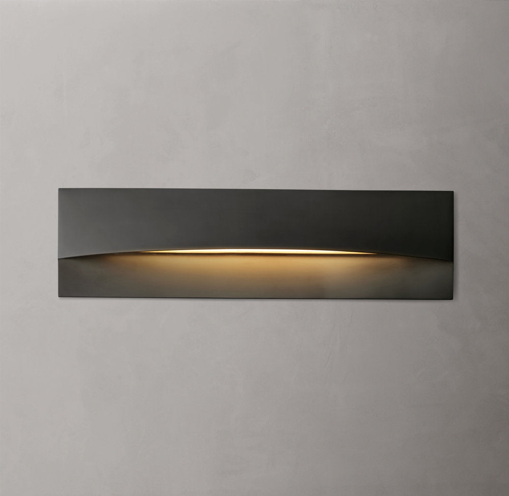 Taza Horizontal Rectangular Sconce
