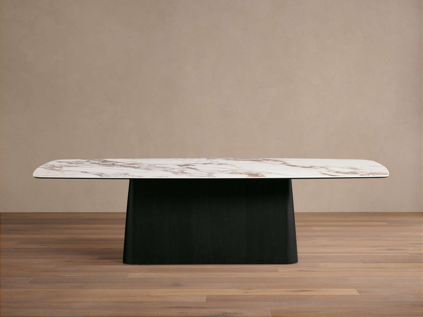 Vincenza Dining Table with Toulouse Base