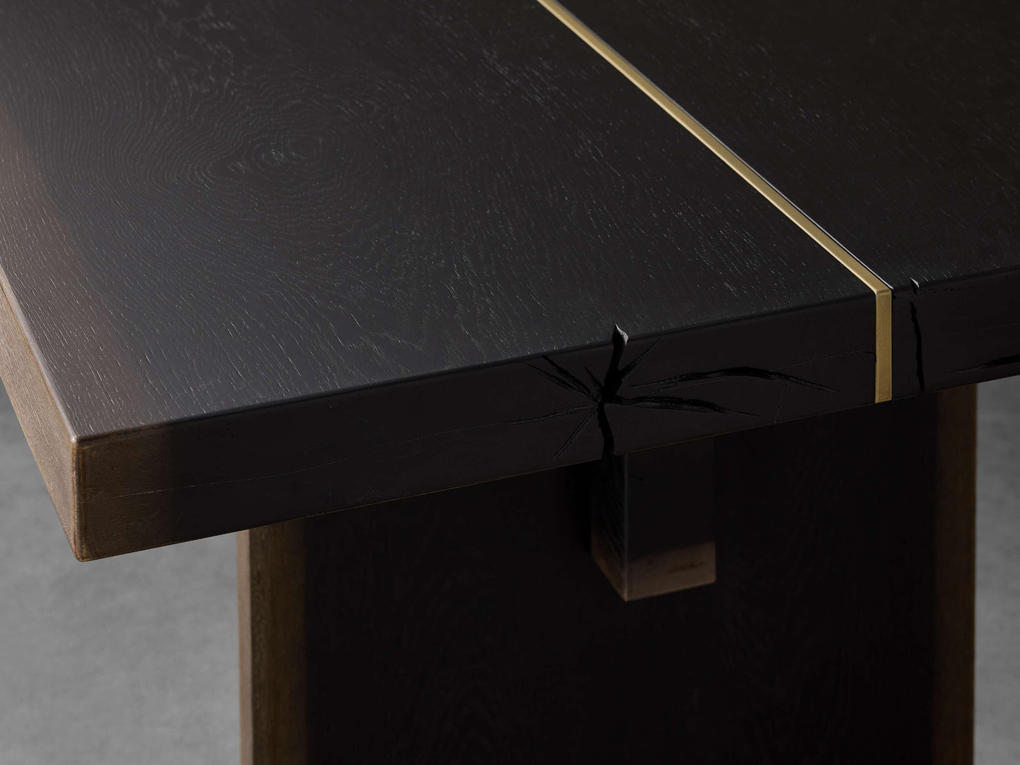 Mihaela Dining Table