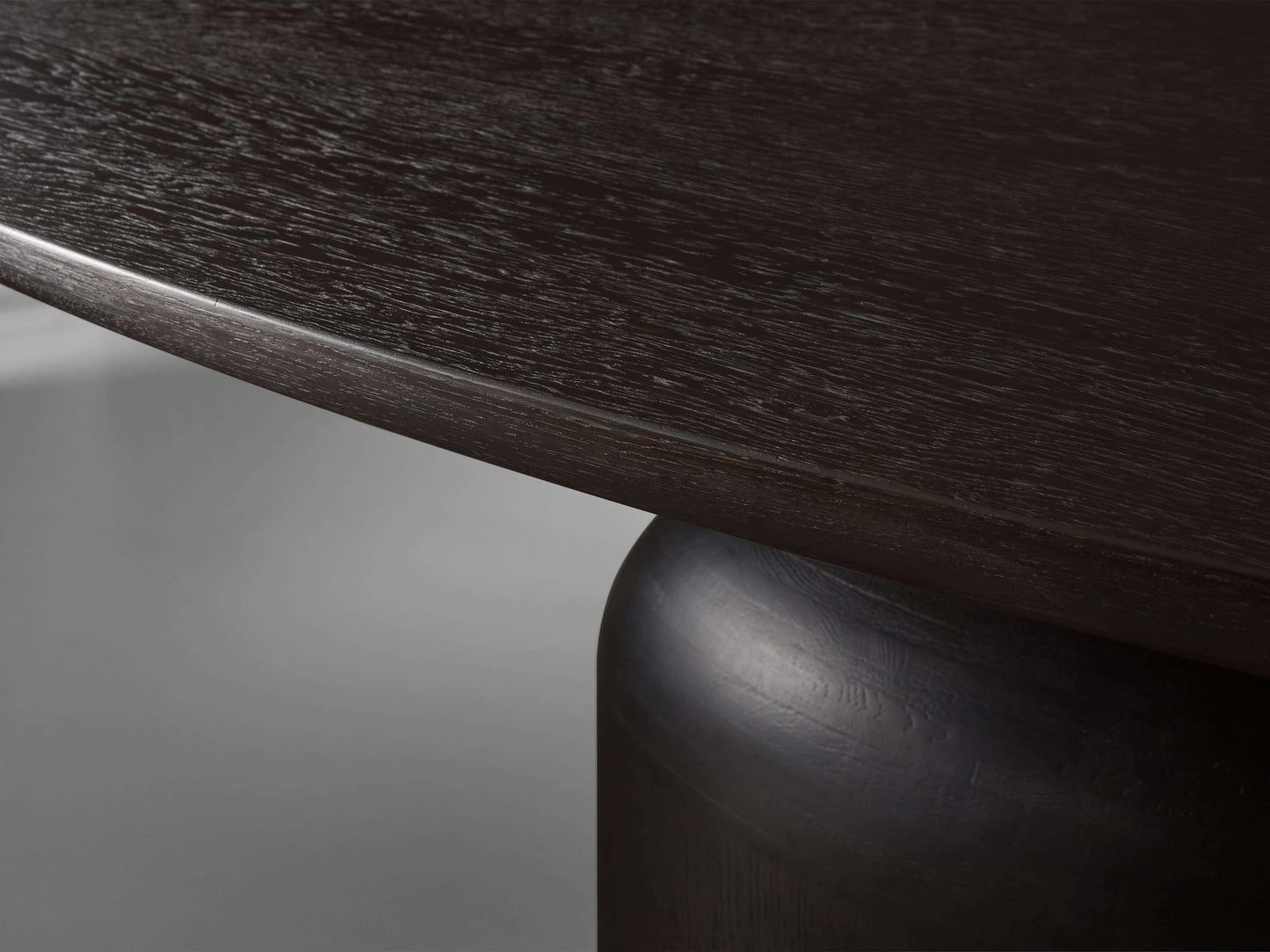 Perth Oval Dining Table