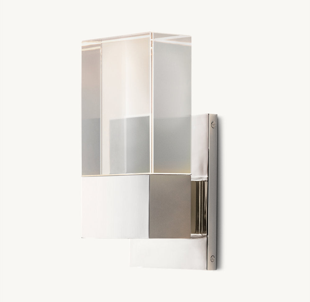 Serra Sconce