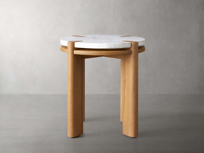 Pyet End Table