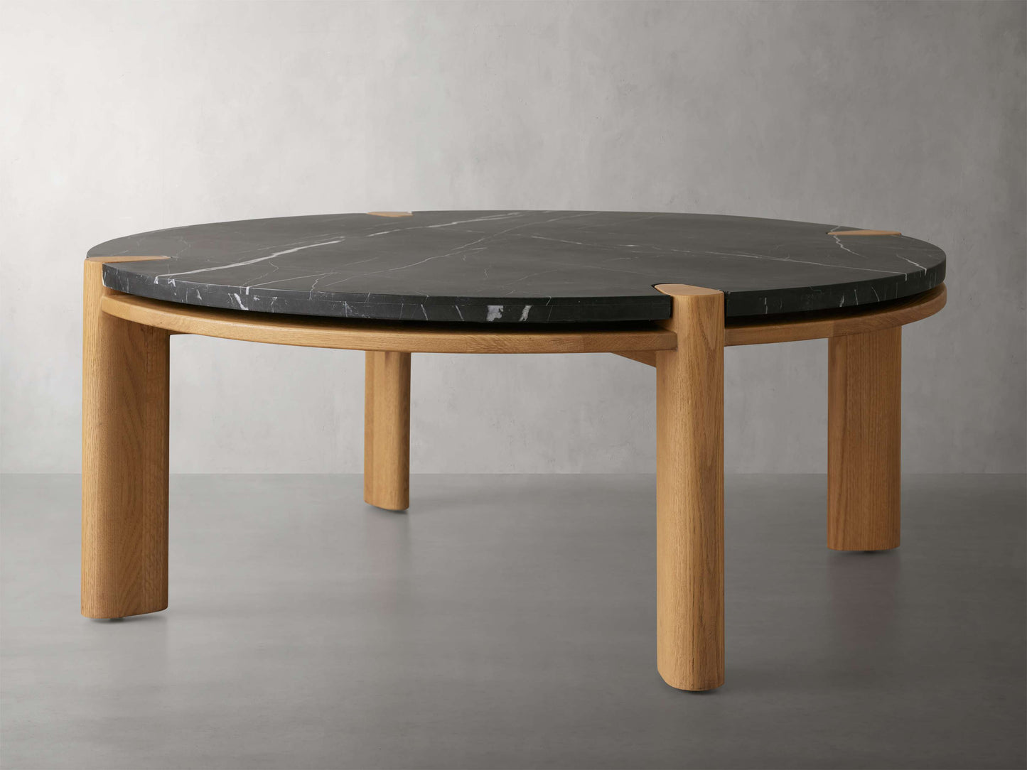 Pyet Coffee Table