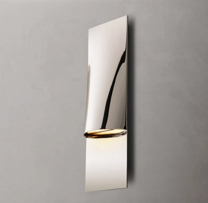 Taza Vertical Rectangular Sconce