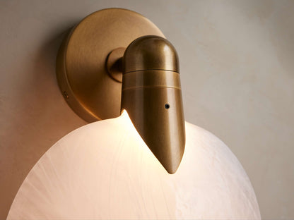 Lyla Sconce