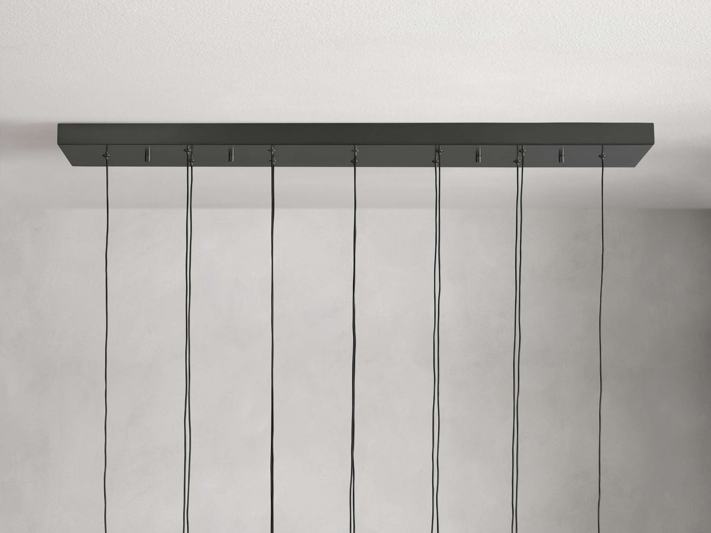 Soltaire Linear Chandelier