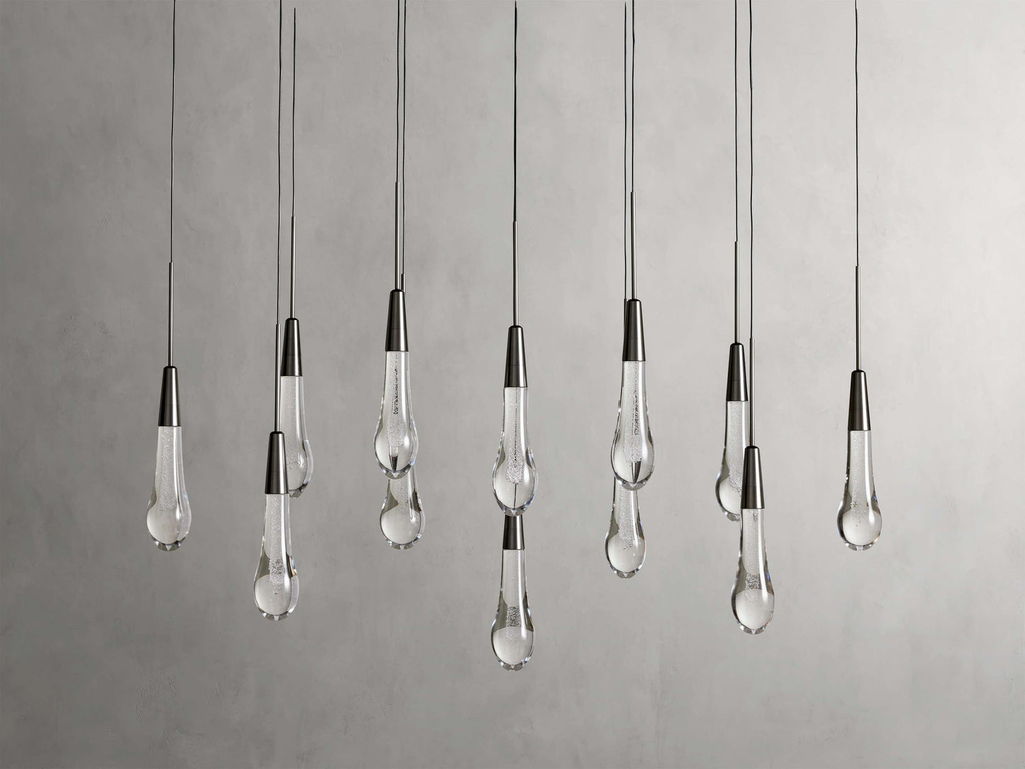 Soltaire Linear Chandelier