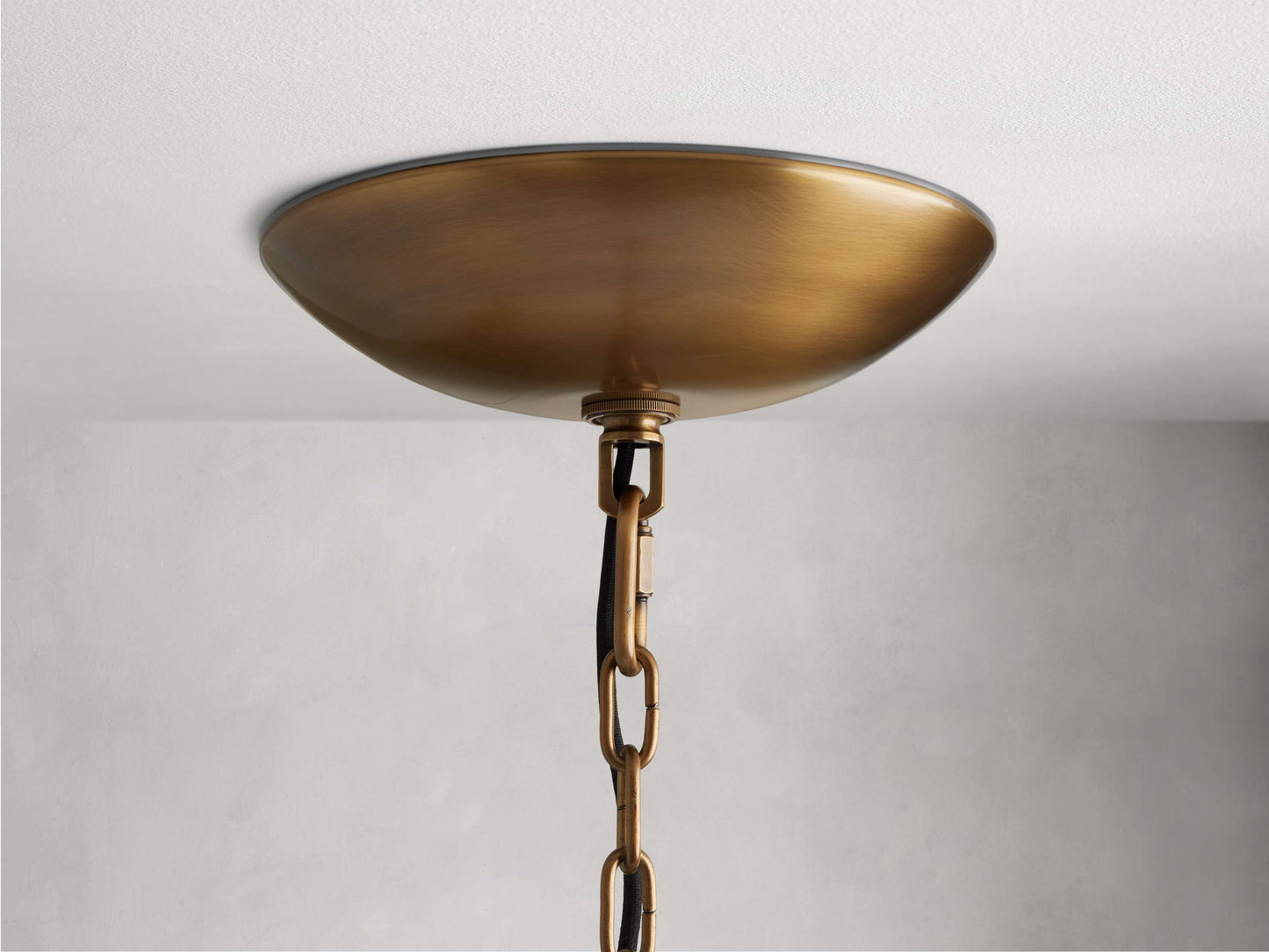 Ghiaccio Round Chandelier