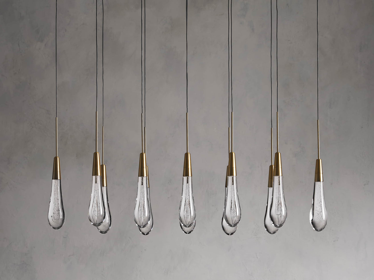 Soltaire Linear Chandelier