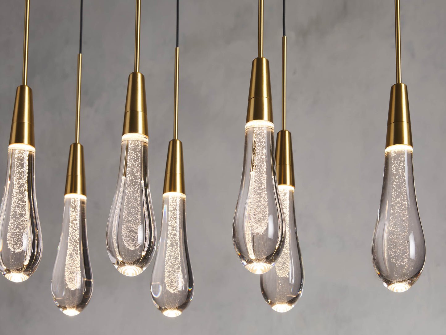 Soltaire Linear Chandelier