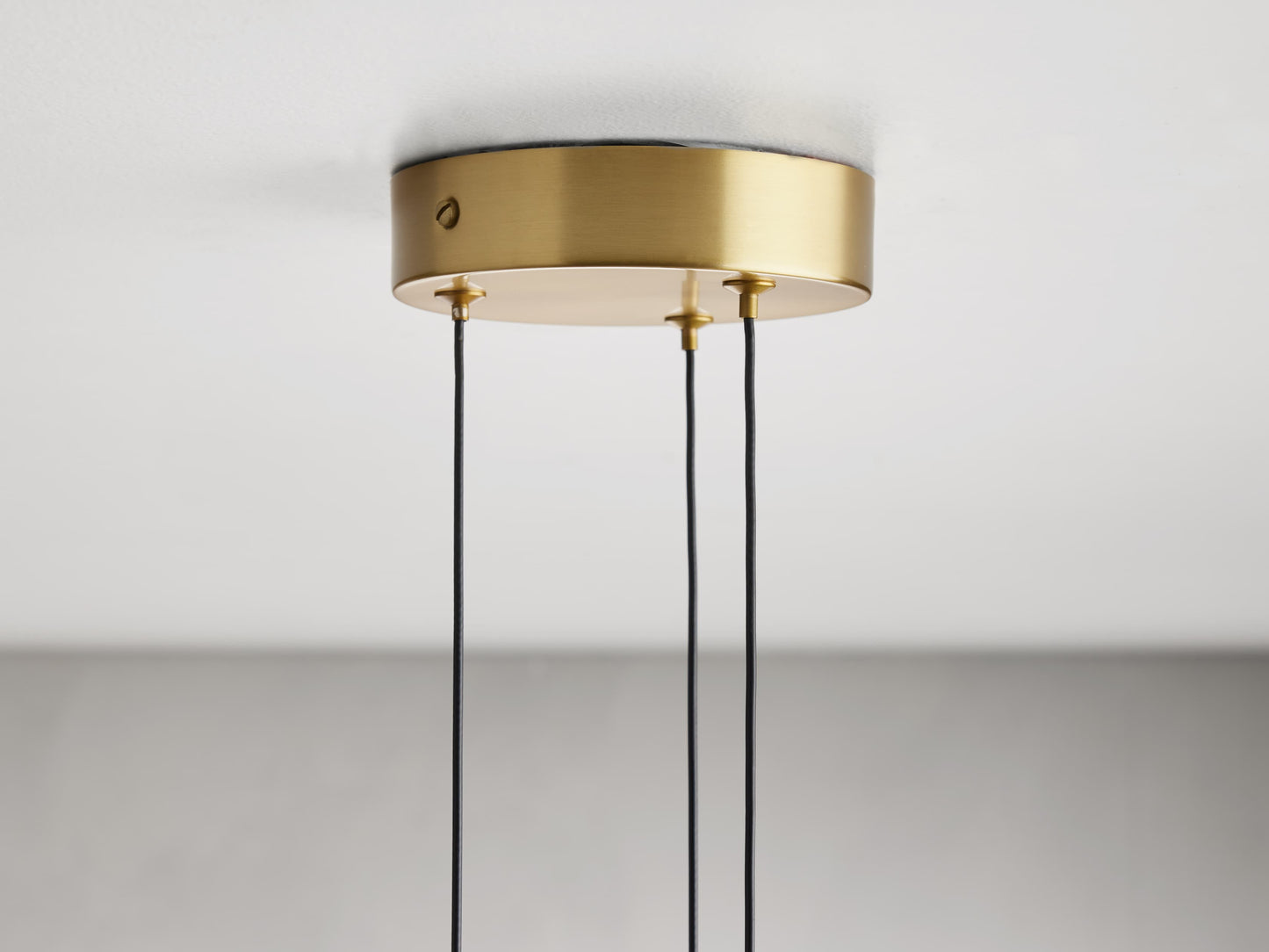 Soltaire Cluster Pendant