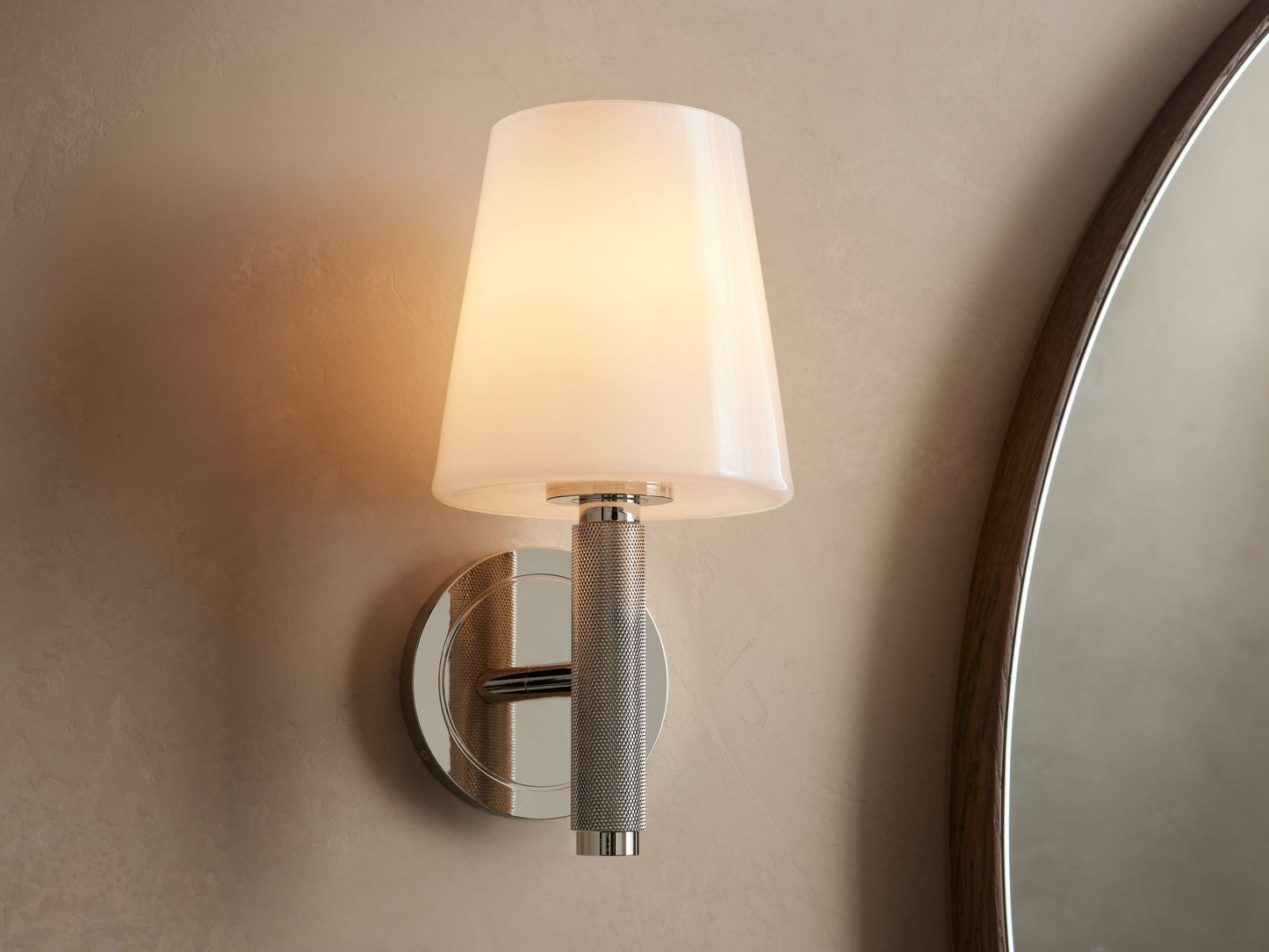 Monroe Sconce