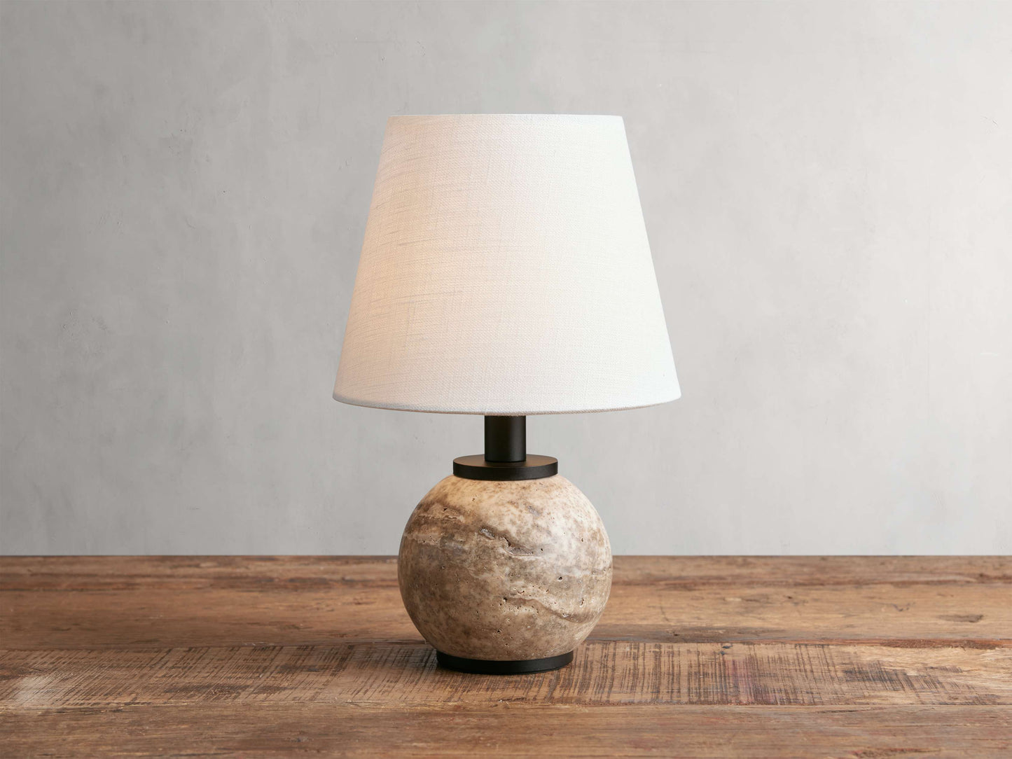 Celia Outdoor Rechargeable Lamp