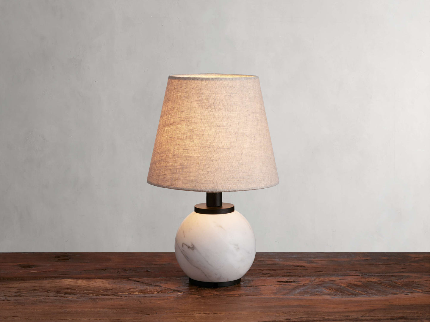 Celia Outdoor Rechargeable Lamp