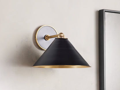 Arno Sconce