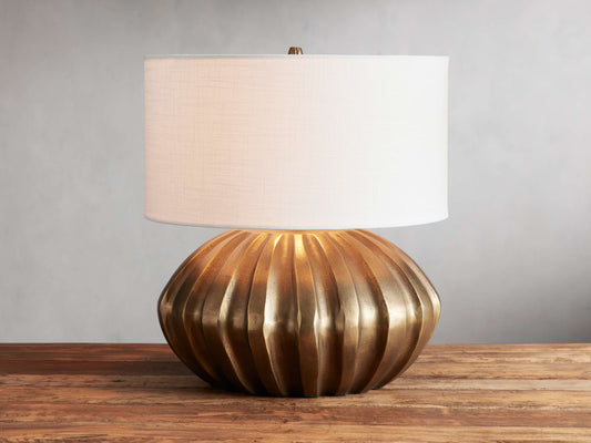 Amaranth Wide Table Lamp