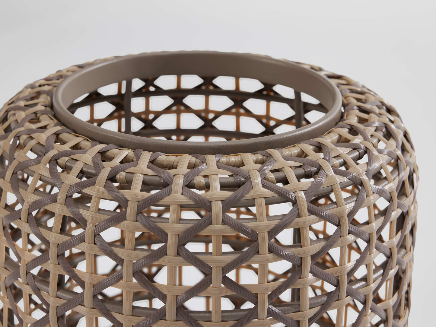 Noale Outdoor Lantern