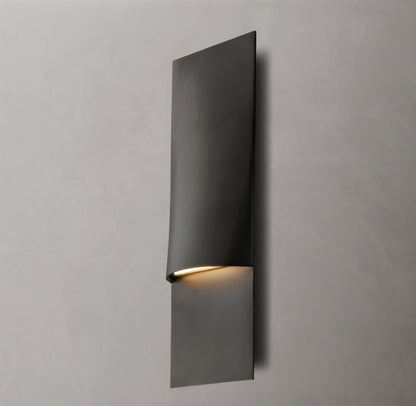 Taza Vertical Rectangular Sconce