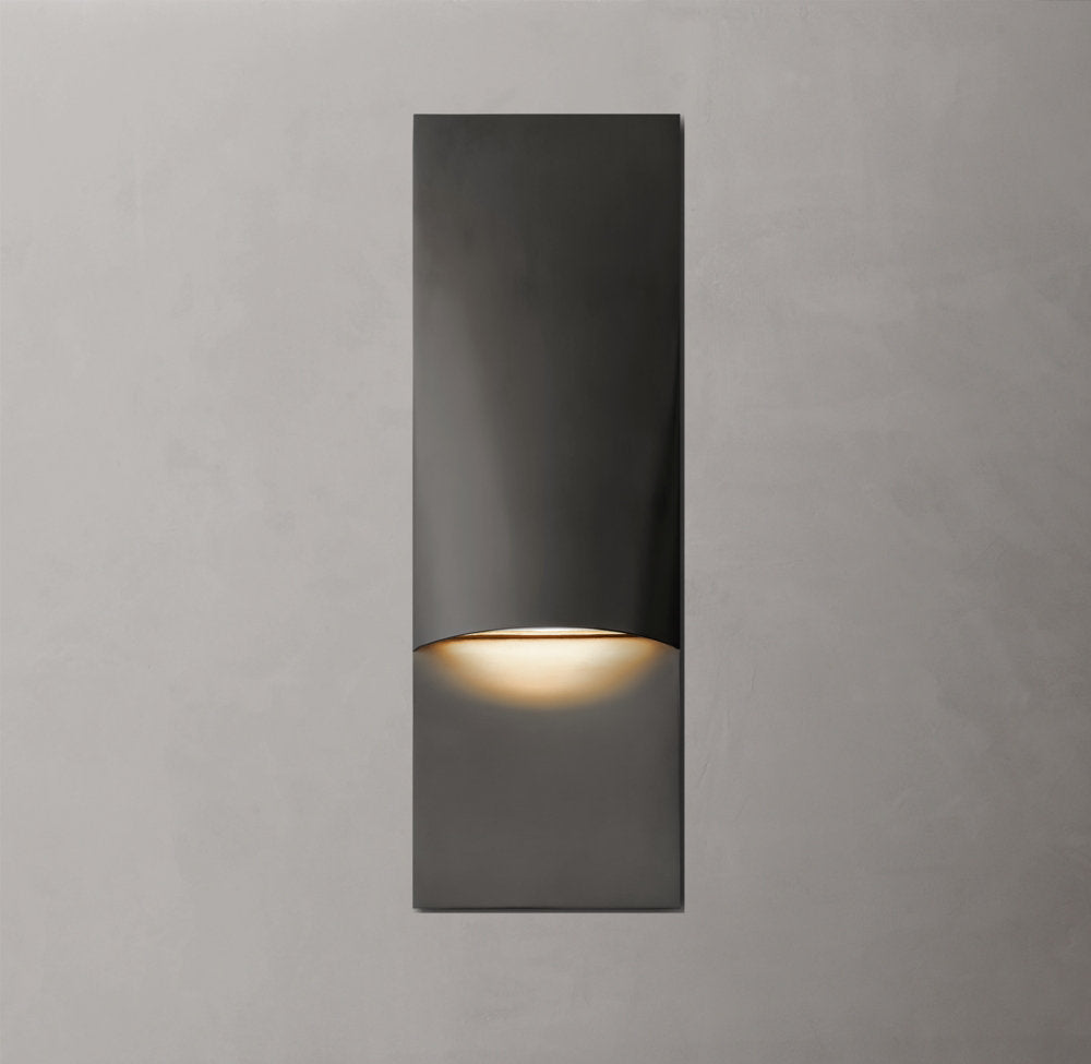 Taza Vertical Rectangular Sconce