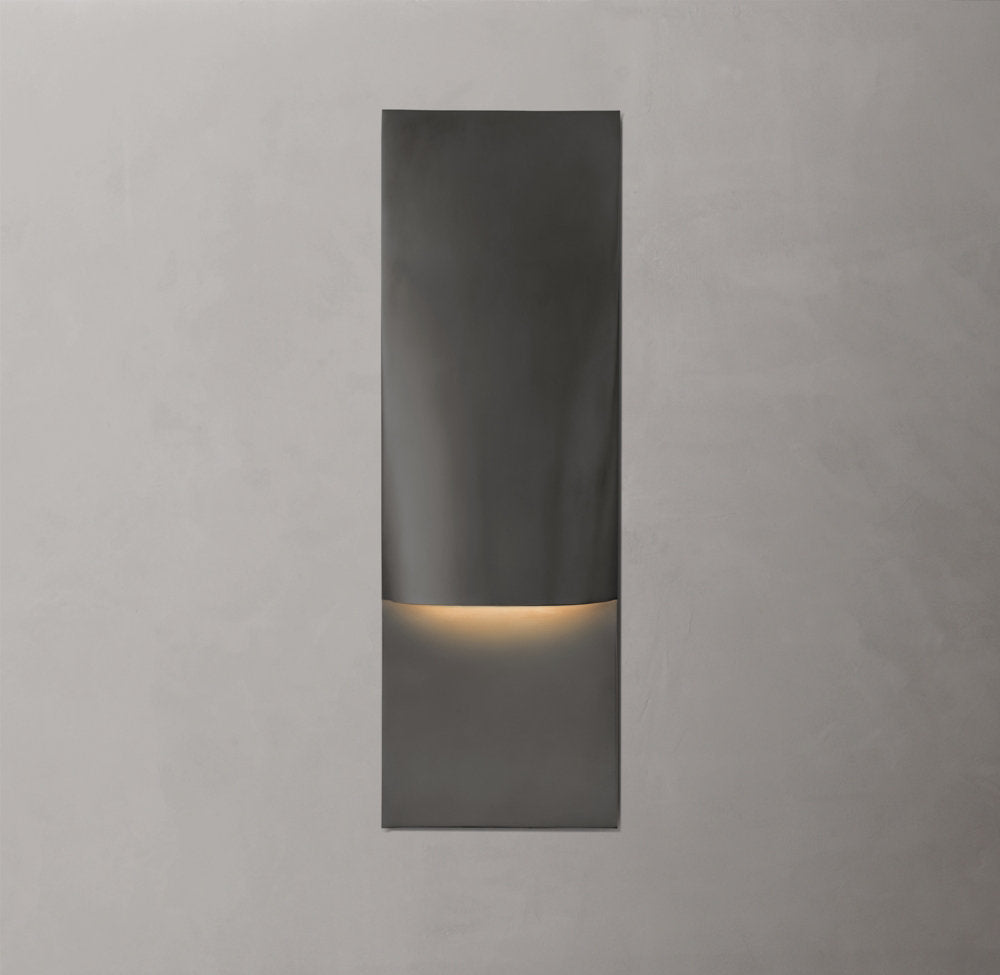 Taza Vertical Rectangular Sconce