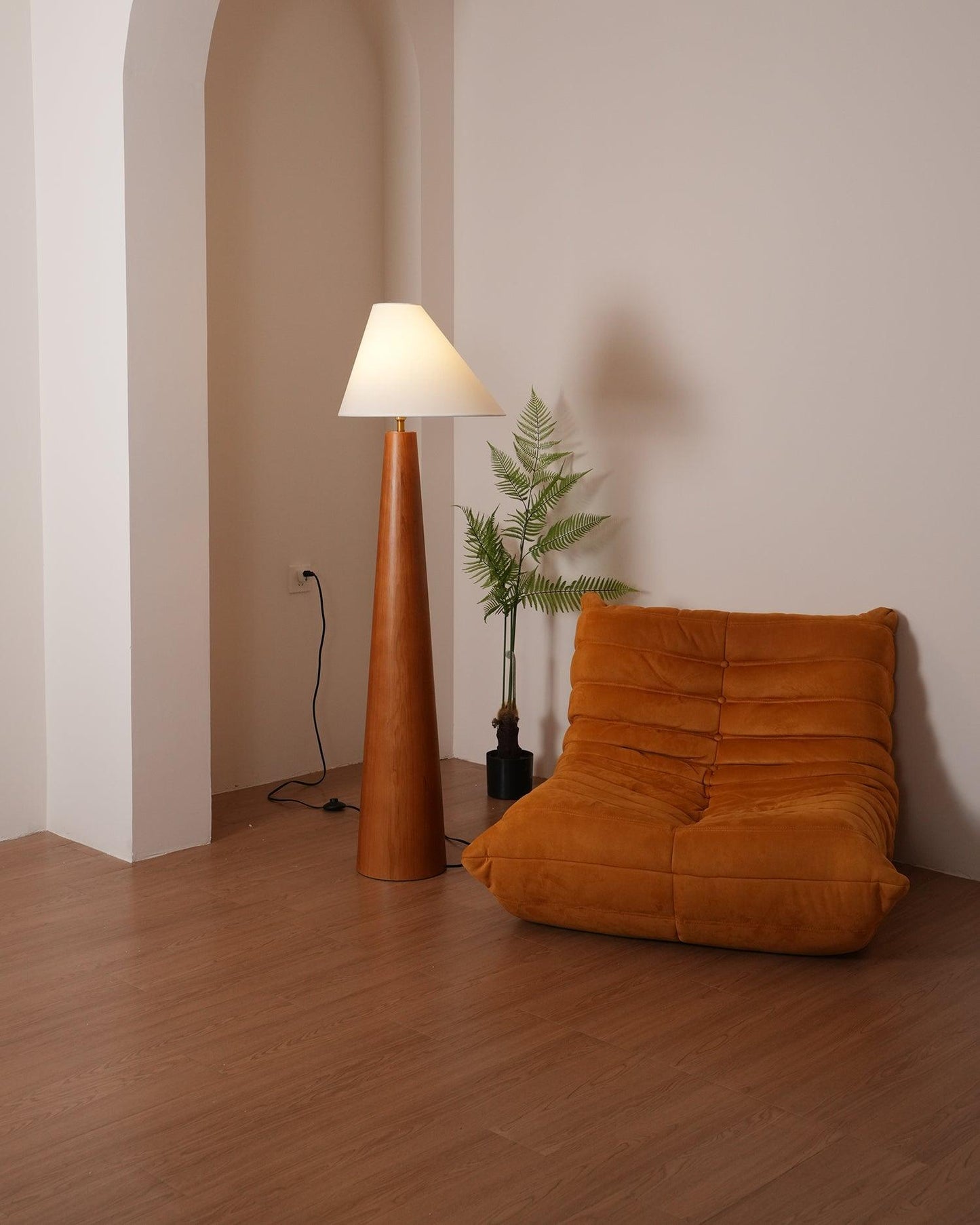 Modern Floor Lamp 17.7 Inch