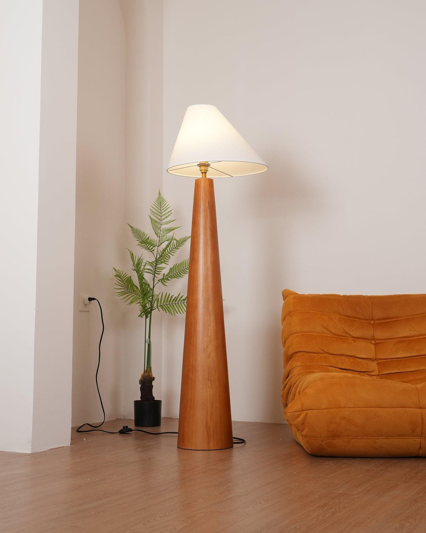 Modern Floor Lamp 17.7 Inch
