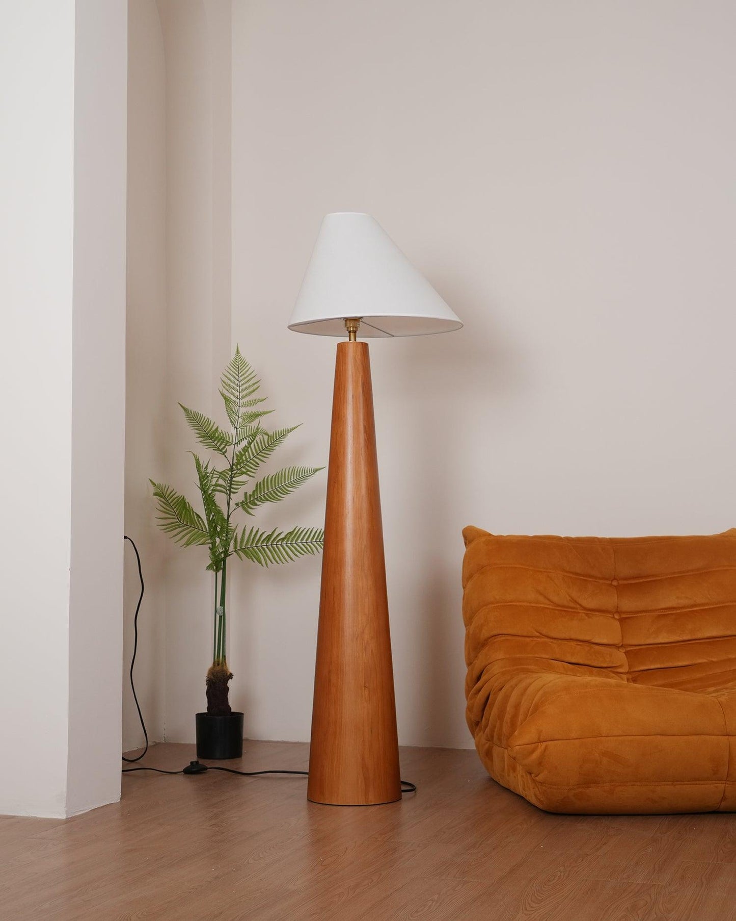 Modern Floor Lamp 17.7 Inch