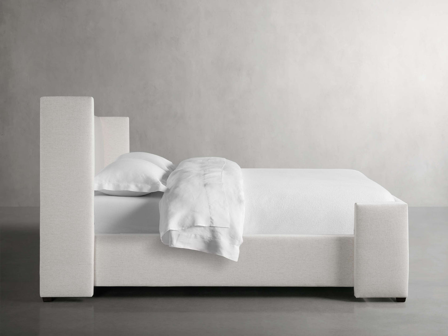 Wyller Bed with High Footboard