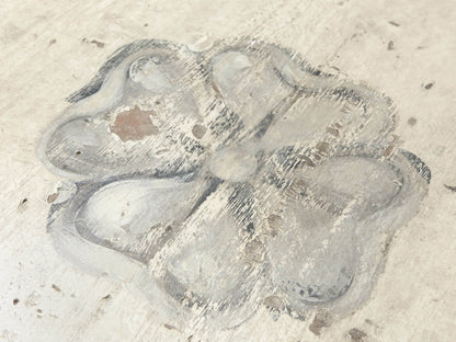 Biancca Center Scroll Bell’Arte Round Dining Table