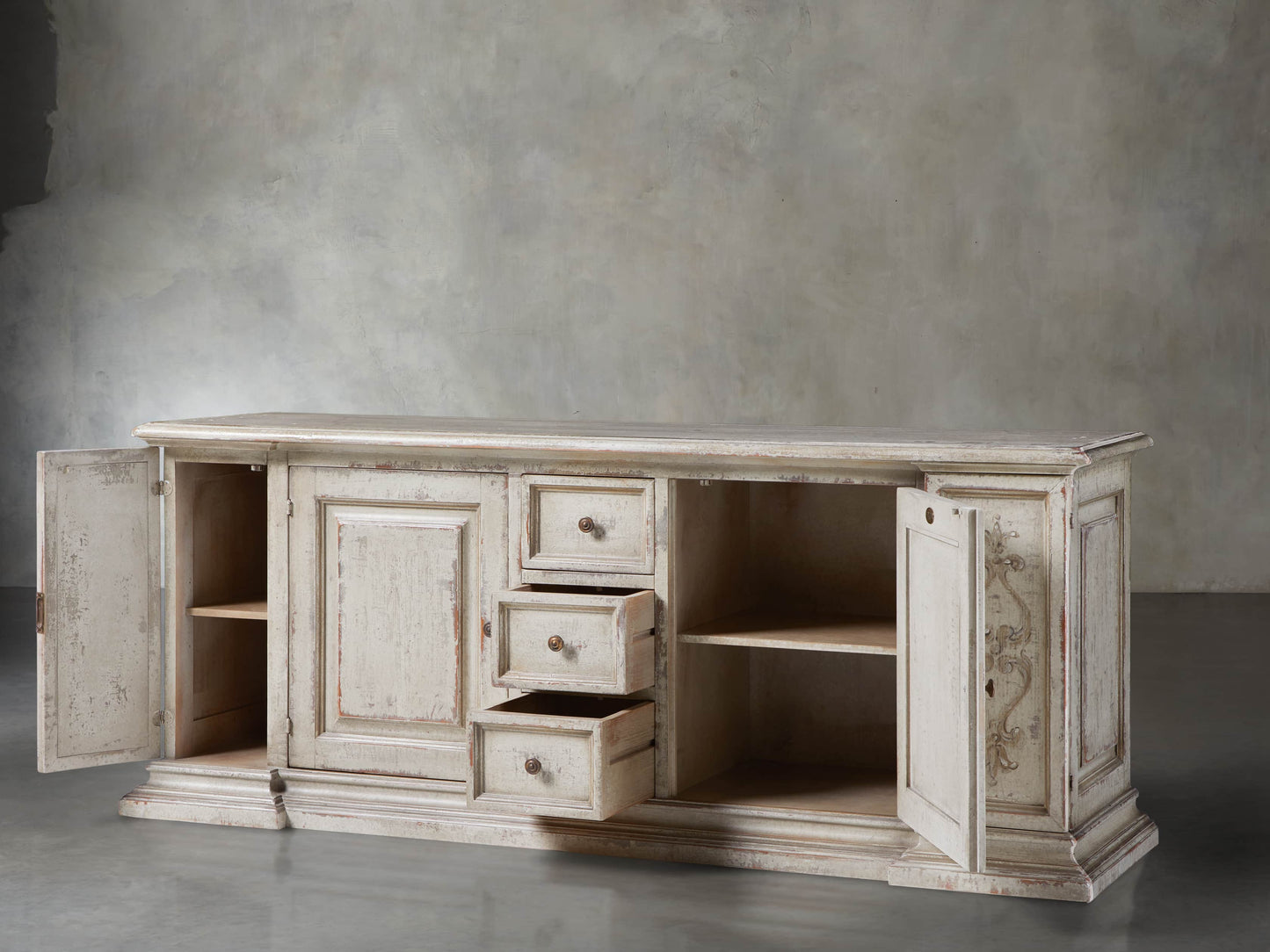 Vittoria Bell'Arte Console