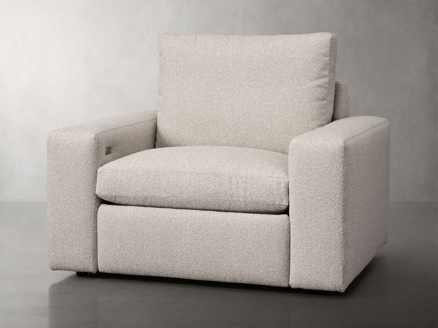 Kipton Wide Arm Motion Recliner