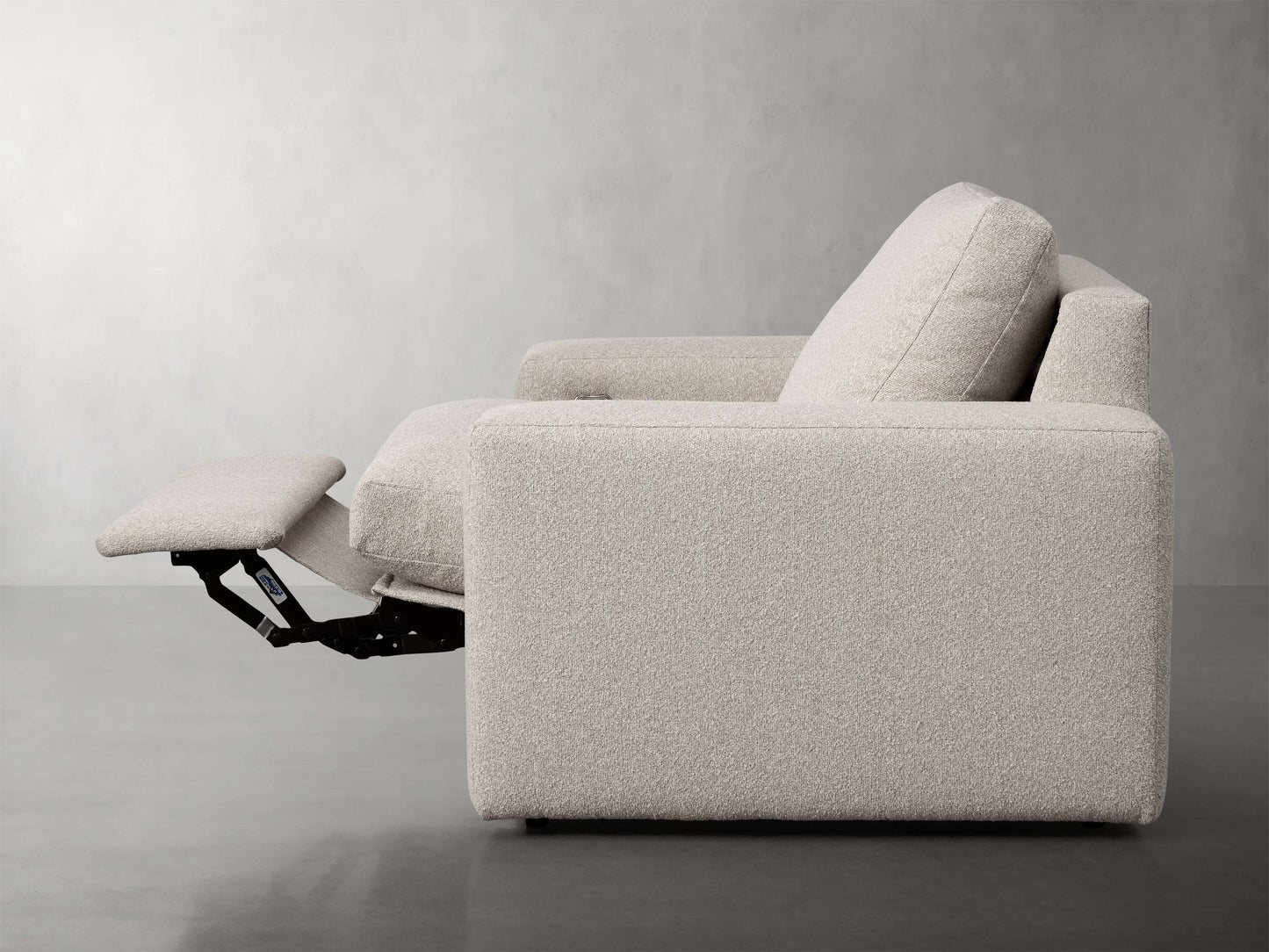 Kipton Wide Arm Motion Recliner