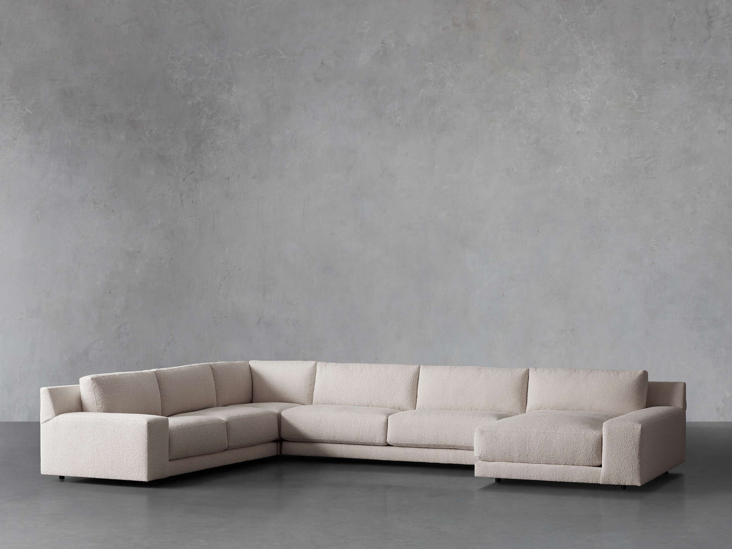 Novoli Four-Piece Chaise Sectional