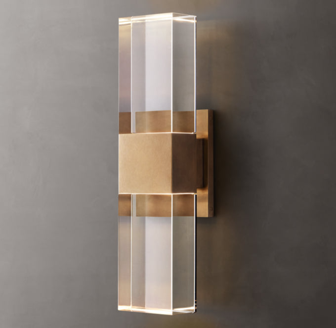 Serra Linear Sconce