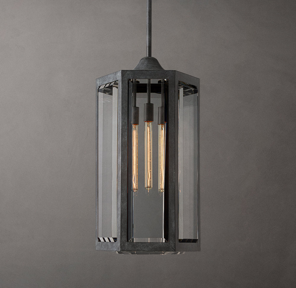 Chevalier Grand Pendant